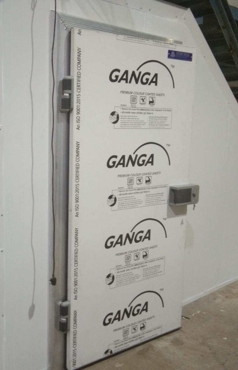 cold-clean-room-doors-2