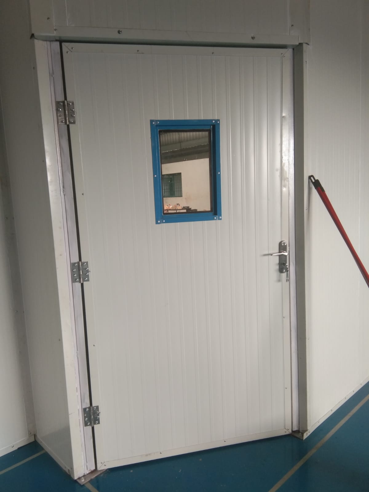 cold-clean-room-doors-4